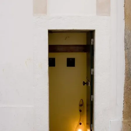 Pequeno Hostel Lisbon Exterior photo